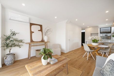 Photo of property in 3/2 Courtenay Street, St Albans, Christchurch, 8014