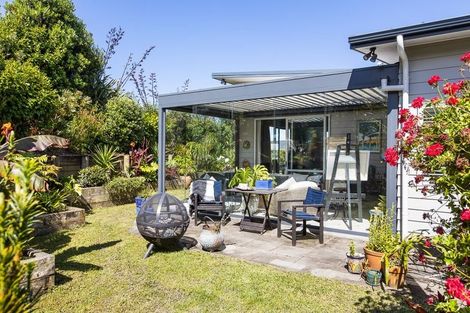 Photo of property in 32 Arabella Lane, Snells Beach, 0920