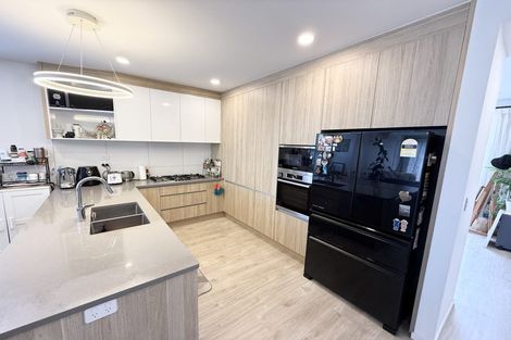 Photo of property in 35 Westgate Drive, Westgate, Auckland, 0614