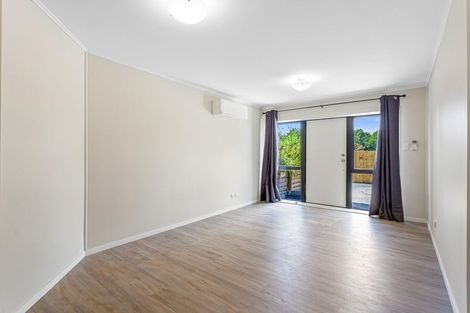 Photo of property in 12 Ribot Place, Randwick Park, Auckland, 2105