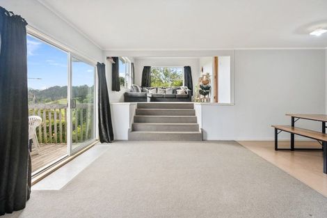 Photo of property in 15 Clotworthy Crescent, Onerahi, Whangarei, 0110