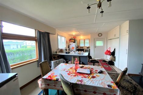 Photo of property in 27 Mcphee Street, Dannevirke, 4930