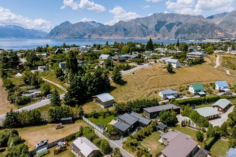 Photo of property in 21 Hewson Crescent, Lake Hawea, Wanaka, 9382