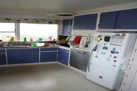 Photo of property in 1 Flint Way, Northland, Wellington, 6012