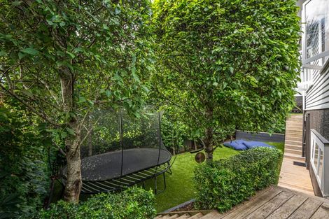 Photo of property in 30 Saint Leonards Road, Devonport, Auckland, 0624