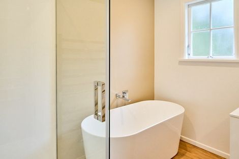 Photo of property in 14 Taupo Crescent, Plimmerton, Porirua, 5026