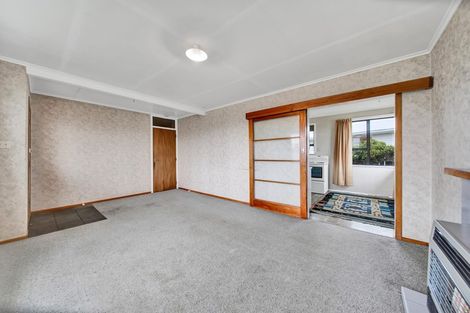 Photo of property in 21 Pacey Avenue, Hawera, 4610