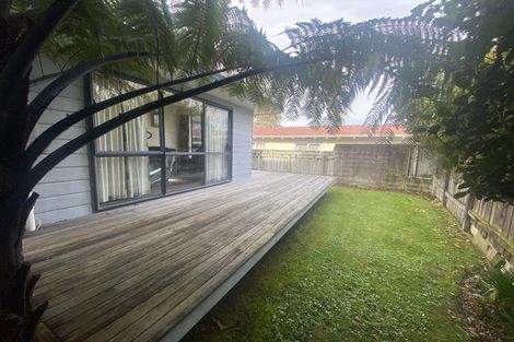 Photo of property in 4 Roach Street, Maeroa, Hamilton, 3200