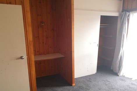 Photo of property in 18 Prince Regent Drive, Half Moon Bay, Auckland, 2012