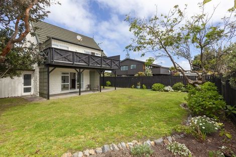 Photo of property in 241 Manly Street, Paraparaumu Beach, Paraparaumu, 5032