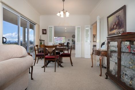 Photo of property in 117 Rototuna Road, Rototuna, Hamilton, 3210