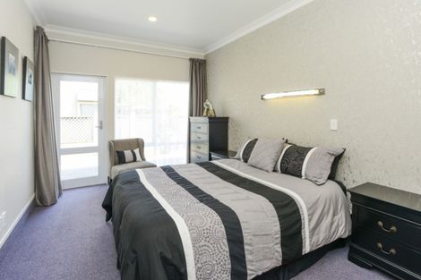 Photo of property in 20a Busby Hill, Havelock North, 4130