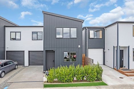 Photo of property in 33 Kabardin Street, Karaka, Papakura, 2113