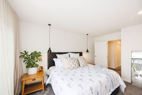 Photo of property in 15 Samuel Place, Terrace End, Palmerston North, 4410