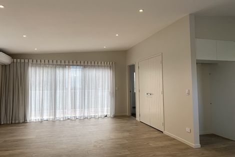 Photo of property in 10b Marama Street, Castor Bay, Auckland, 0620