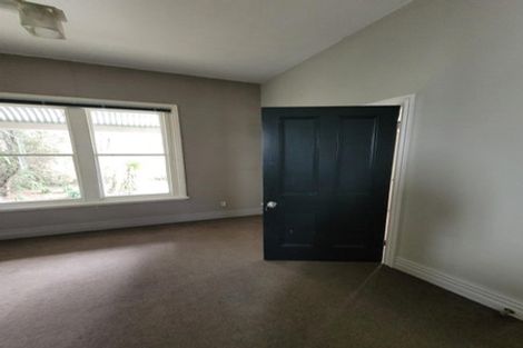 Photo of property in 4/6 Defoe Place, Waltham, Christchurch, 8023
