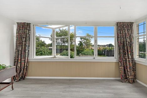 Photo of property in 10 Kensington Road, Marton, 4710