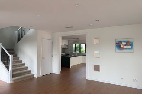 Photo of property in 77 Masons Road, Oteha, Auckland, 0632