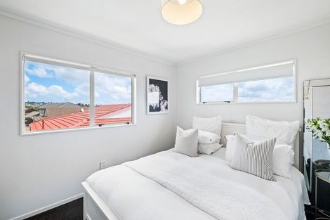 Photo of property in 2/39 Simmental Crescent, Somerville, Auckland, 2014
