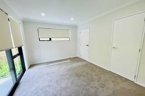 Photo of property in 36d Seymour Road, Sunnyvale, Auckland, 0612