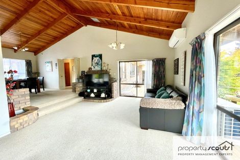 Photo of property in 3 Highlands Place, Highlands Park, New Plymouth, 4312