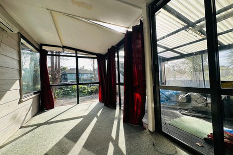 Photo of property in 78 Harmel Road, Glendene, Auckland, 0602