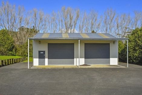 Photo of property in 21 Ashwood Avenue, Dairy Flat, Albany, 0792