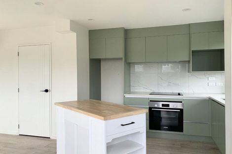 Photo of property in 1/103 Flanshaw Road, Te Atatu South, Auckland, 0610