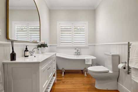 Photo of property in 20 Crabb Fields Lane, Riverhead, 0820