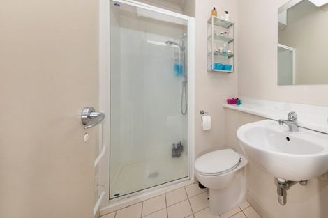 Photo of property in 24/8 Carolina Place, Albany, Auckland, 0632