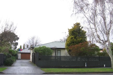 Photo of property in 5 Franklin Avenue, Hokowhitu, Palmerston North, 4410