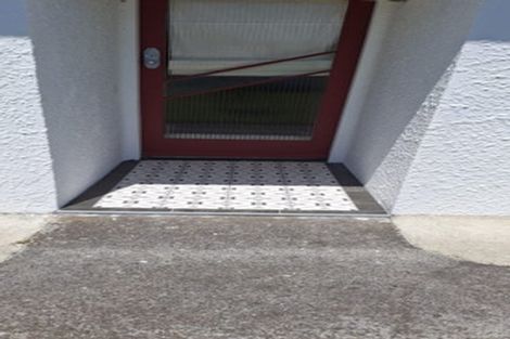 Photo of property in 62 Gisborne Terrace, Opunake, 4616