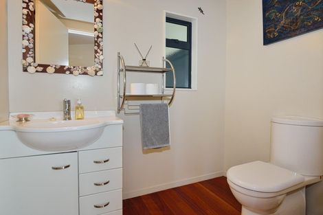 Photo of property in 225 Mahia East Coast Road, Mahia, 4198