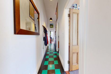 Photo of property in 118 Elizabeth Street, Mount Victoria, Wellington, 6011