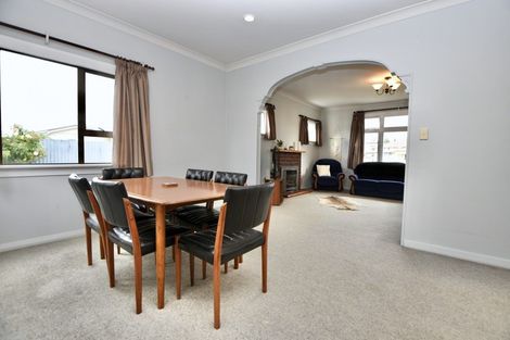 Photo of property in 2 Mckenzie Terrace, Carterton, 5713