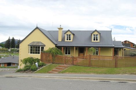 Photo of property in 37 Saint James Avenue, Hanmer Springs, 7334