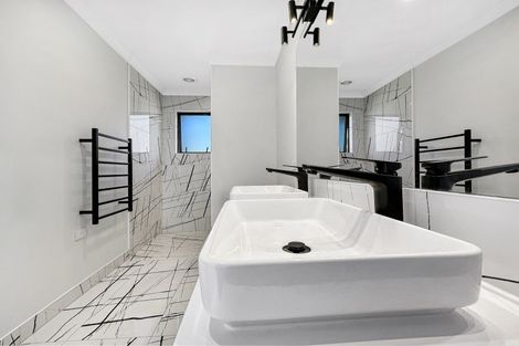 Photo of property in 5 Kittyhawk Drive, Kinloch, Taupo, 3377