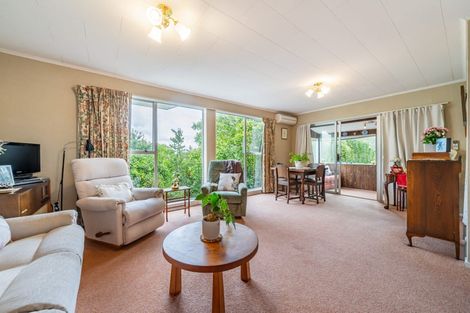 Photo of property in 7 Roband Crescent, Brown Owl, Upper Hutt, 5018