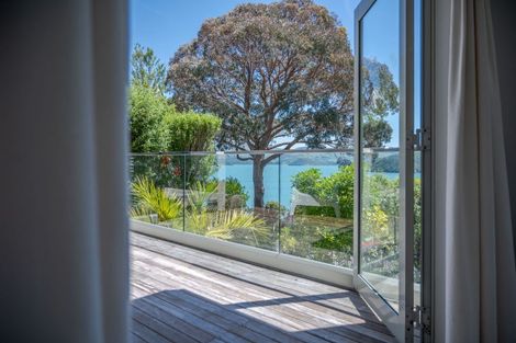 Photo of property in 18 Hempleman Drive, Akaroa, 7520