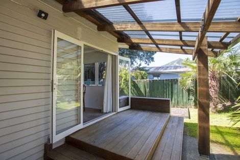 Photo of property in 6 Mere Street, Tokomaru Bay, 4079