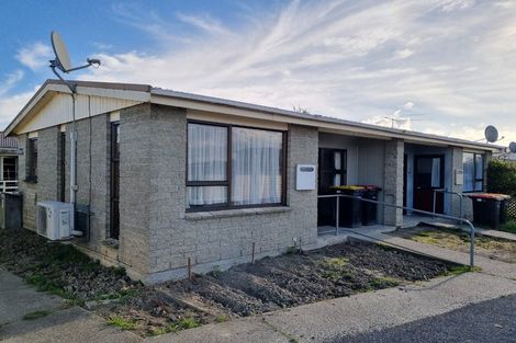 Photo of property in 1-12/71 Main Street, Mataura, 9712