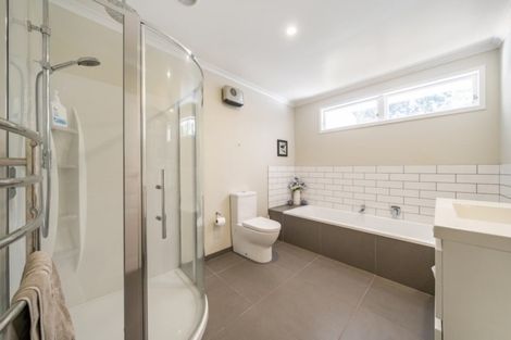 Photo of property in 30 Marlborough Street, Silverstream, Upper Hutt, 5019