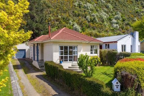 Photo of property in 17 Smith Street, Roxburgh, 9500