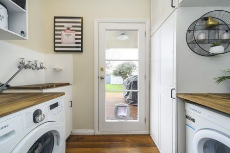 Photo of property in 172 Monrad Street, Highbury, Palmerston North, 4412