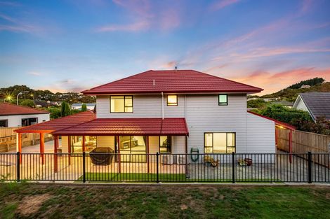 Photo of property in 14 Bowman Place, Whitby, Porirua, 5024