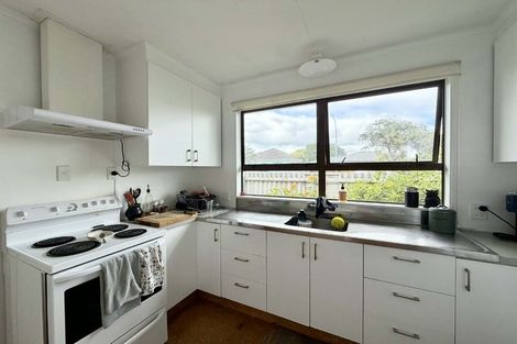 Photo of property in 3 Kaimata Street, Brooklands, New Plymouth, 4310
