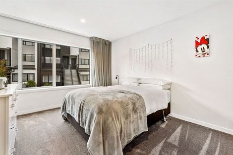 Photo of property in 6 Catalina Bay Drive, Hobsonville, Auckland, 0616