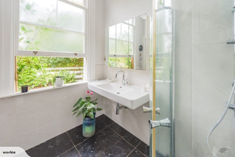 Photo of property in 37 Karewa Street, Castlecliff, Whanganui, 4501