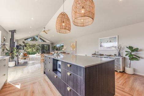 Photo of property in 21 Rana Place, Mapua, 7005