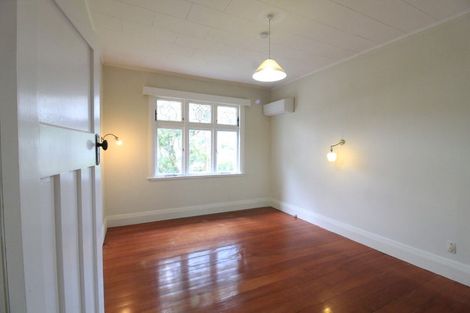 Photo of property in 34 Birdwood Road, Waterloo, Lower Hutt, 5011